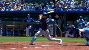 Brandon Lowe's solo homer (16) 