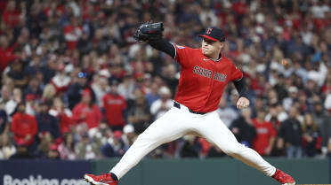 Erik Sabrowski escapes the bases-loaded jam