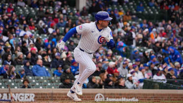 Cubs score five runs in the 3rd inning