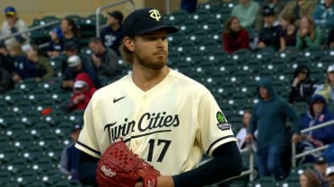 Bailey Ober strikes out Ezequiel Duran