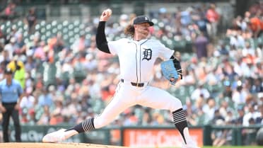 Chris Paddack fans five batters in Tigers debut