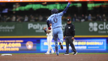 Andrés Giménez's solo homer (3)