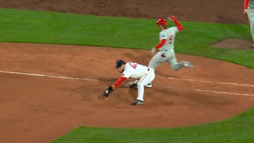 Bryson Stott is safe at first base after review