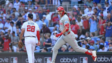 Mark DeRosa breaks down the Phillies' comeback win