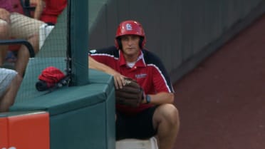 Ball boy makes nice play off netting 