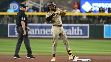 Fernando Tatis Jr.'s leadoff double