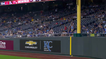 Christian Walker's foul ball confirmed after a review