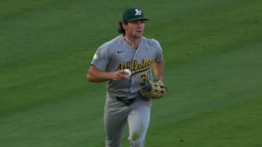 Colby Thomas' diving catch