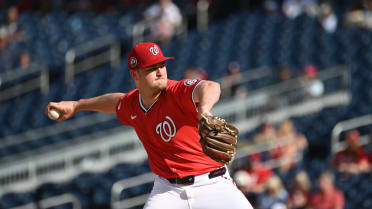 1er ponche de Brad Lord