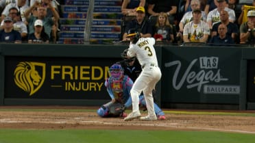 Muncy's RBI fielder's choice
