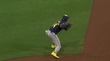 Andruw Monasterio's outstanding defense