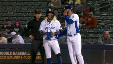 Dante Bichette's second RBI single 