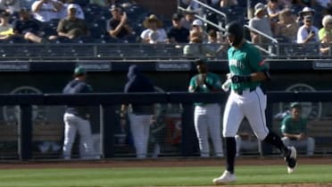 Jared Sundstrom pega jonrón  solitario 