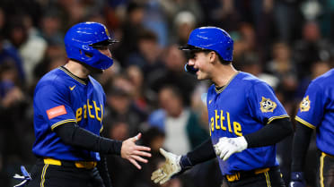 Cole Young's three-run homer (1)