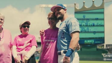 Alex Gordon heads to Royals Hall of Fame