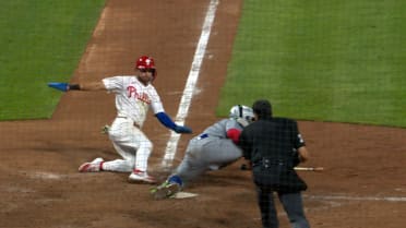 Ernie Clement nabs tying run at home
