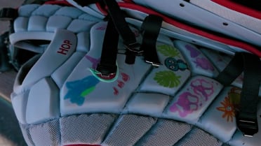 Logan O'Hoppe honors patients at children's hospital