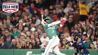 Field View: Ceddanne Rafaela's solo homer
