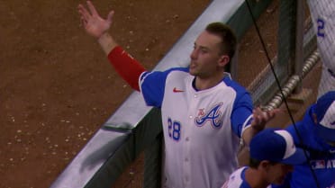 Matt Olson recibe la 1ra expulsión de su carrera