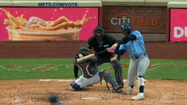 Yandy Díaz's RBI triple