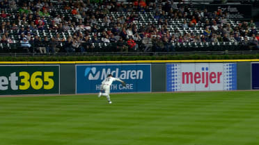 Max Clark's incredible running catch