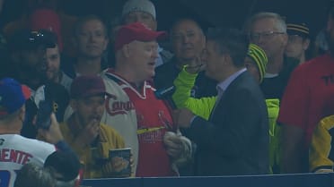 Fan snags Pujols' No. 703 HR ball