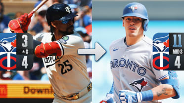 Blue Jays score eight in INSANE 8th inning comeback!