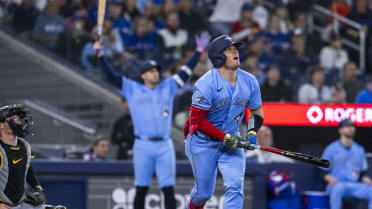 Tyler Heineman pega jonrón solitario 