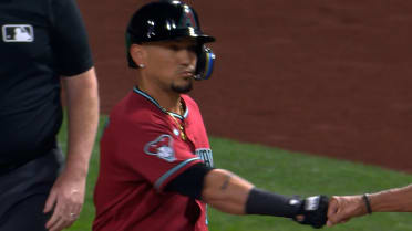 Ildemaro Vargas' go-ahead RBI fielder's choice