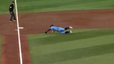 Kazuma Okamoto's diving play