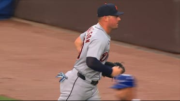 Spencer Torkelson's diving stop