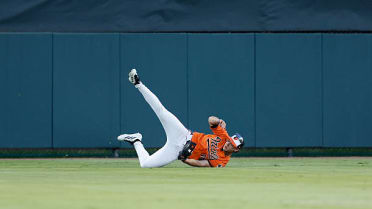 Vance Honeycutt's sliding catch