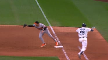 Jackson Holliday records putout after review