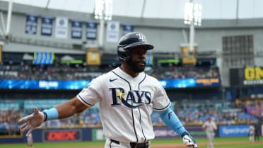 Cedric Mullins' home run (6)