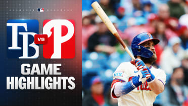 Harper, Sosa lead Phillies to playoff berth