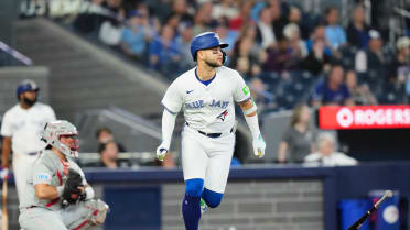 Bo Bichette's two-run home run (8)