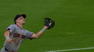 Travis Bazzana's catch in foul territory in the 6th