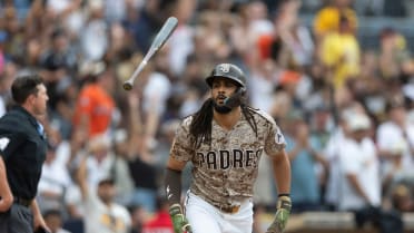 Padres disparan 4 jonrones ante los Astros 