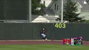 Maddox Houghton's leaping catch