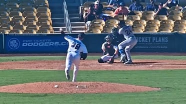 Welbyn Francisca's three-hit game in the AFL 