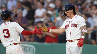 Red Sox score six runs in the 4th
