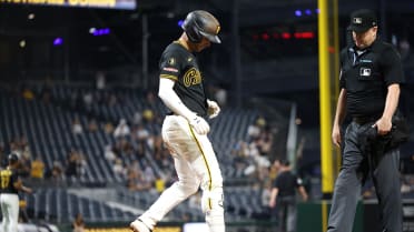 Brandon Lowe's solo homer (29)