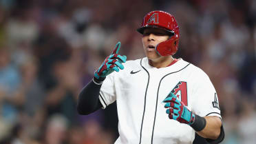 Jose Fernandez gets four hits, two HRs in MLB debut