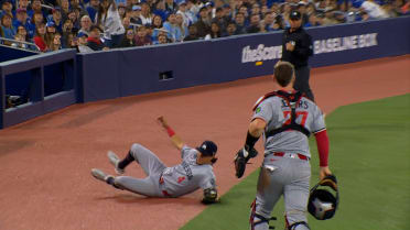 Tristan Gray's incredible sliding catch