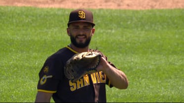 Rodolfo Durán retires Bregman to end the 7th