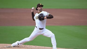Dylan Cease fans Drew Waters 