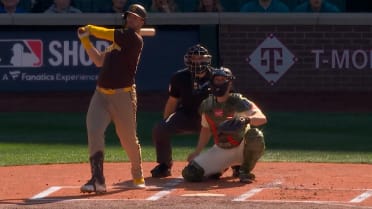 Gavin Sheets' solo home run (8)