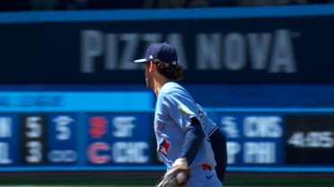 Ernie Clement's spinning play to first