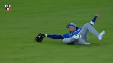 Alek Thomas' sliding catch
