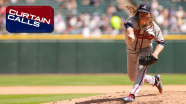 Holmes takes no-no into 7th in win vs. White Sox